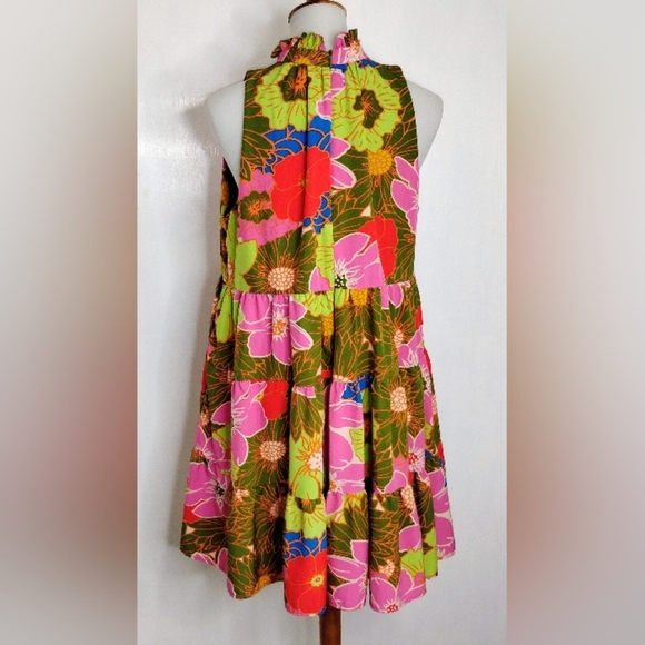 TIERED FLORAL TENT DRESS - Picture 3 of 8